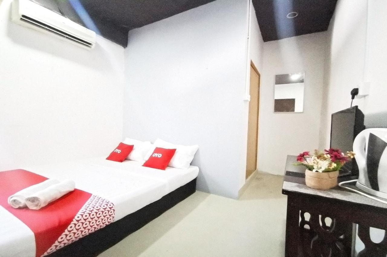 Hotel Oyo 89398 Doorbellz Kota Kinabalu Exteriér fotografie