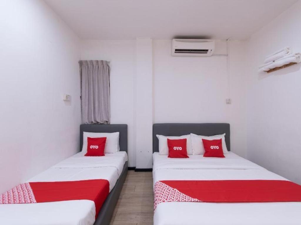 Hotel Oyo 89398 Doorbellz Kota Kinabalu Exteriér fotografie