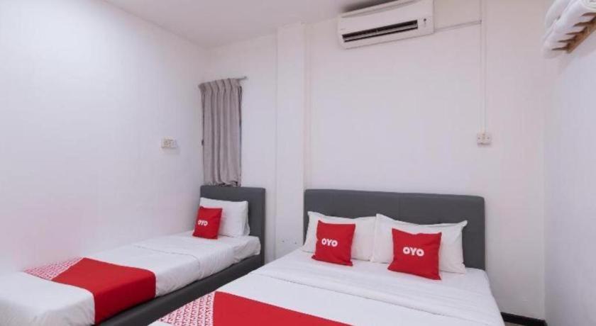 Hotel Oyo 89398 Doorbellz Kota Kinabalu Exteriér fotografie