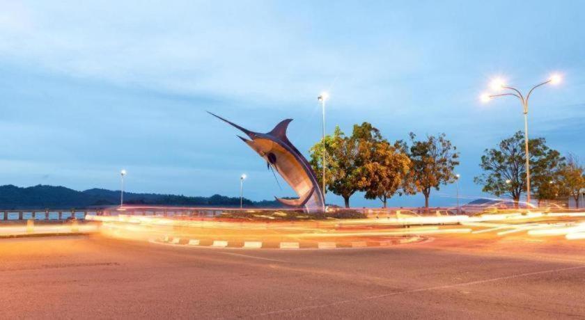 Hotel Oyo 89398 Doorbellz Kota Kinabalu Exteriér fotografie